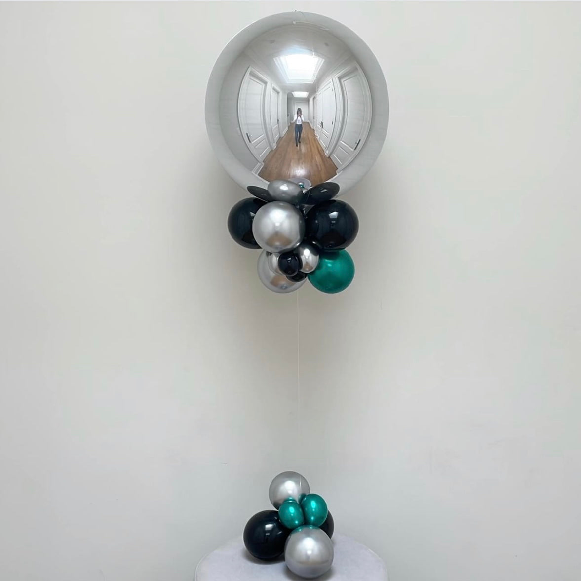 ORBZ WITH BALLOON CLUSTER