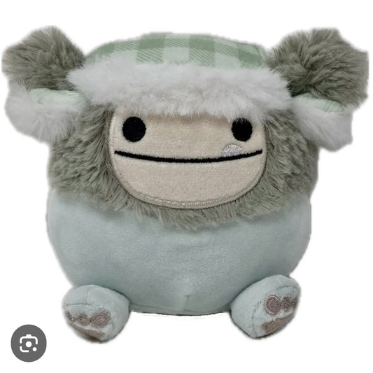 8" SQUISHMALLOW - BIG FOOT