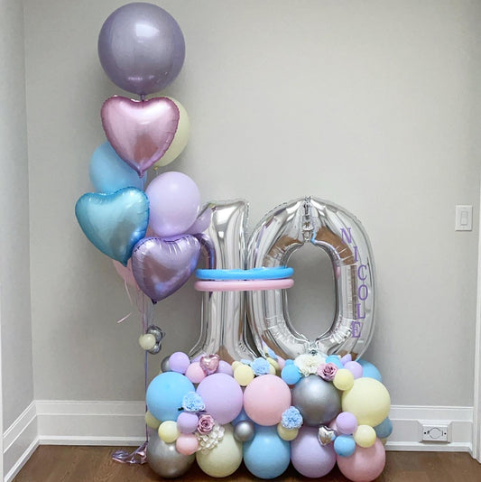 BALLOON ARRANGEMENT WITH FLORAL