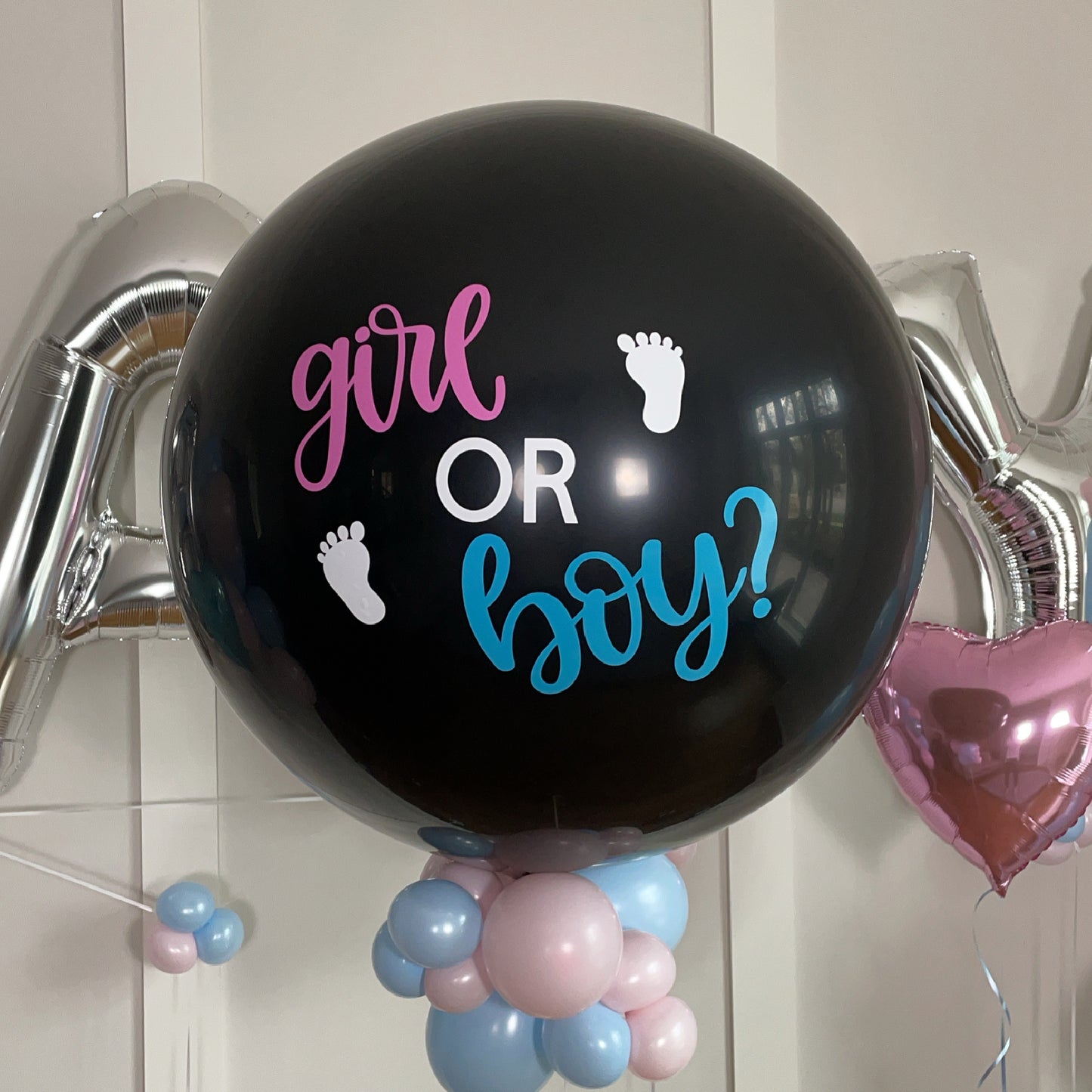 JUMBO BALLOON GENDER REVEAL