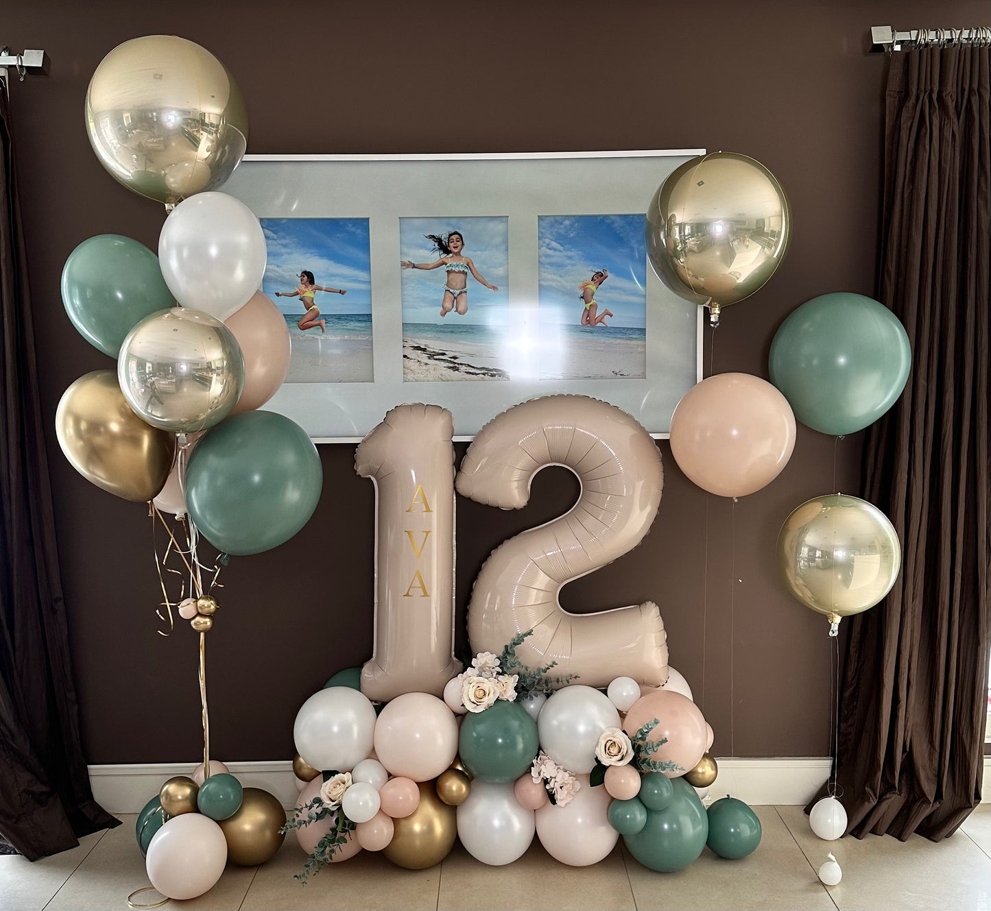 DELUXE BALLOON ARRANGEMENT WITH FLORAL