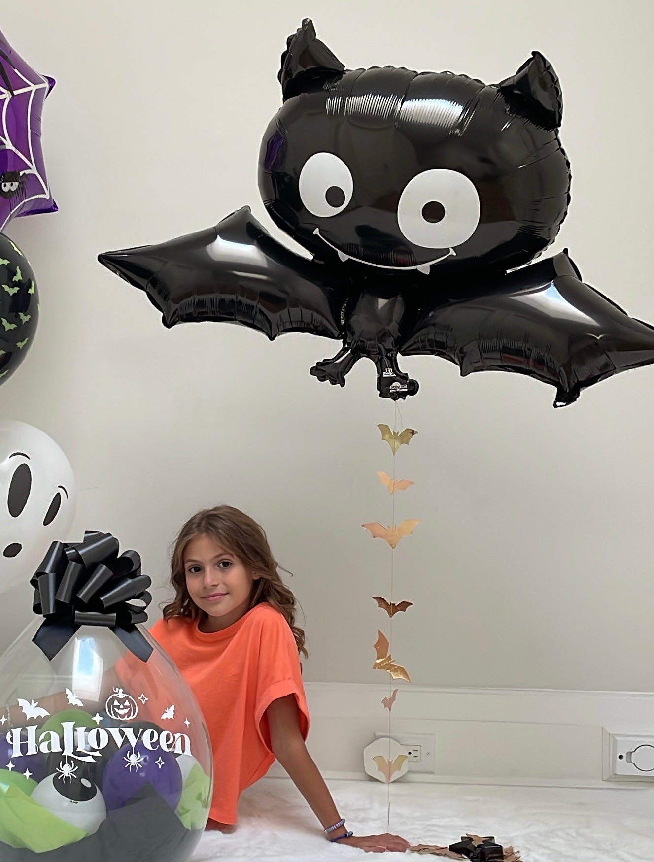BAT GARLAND