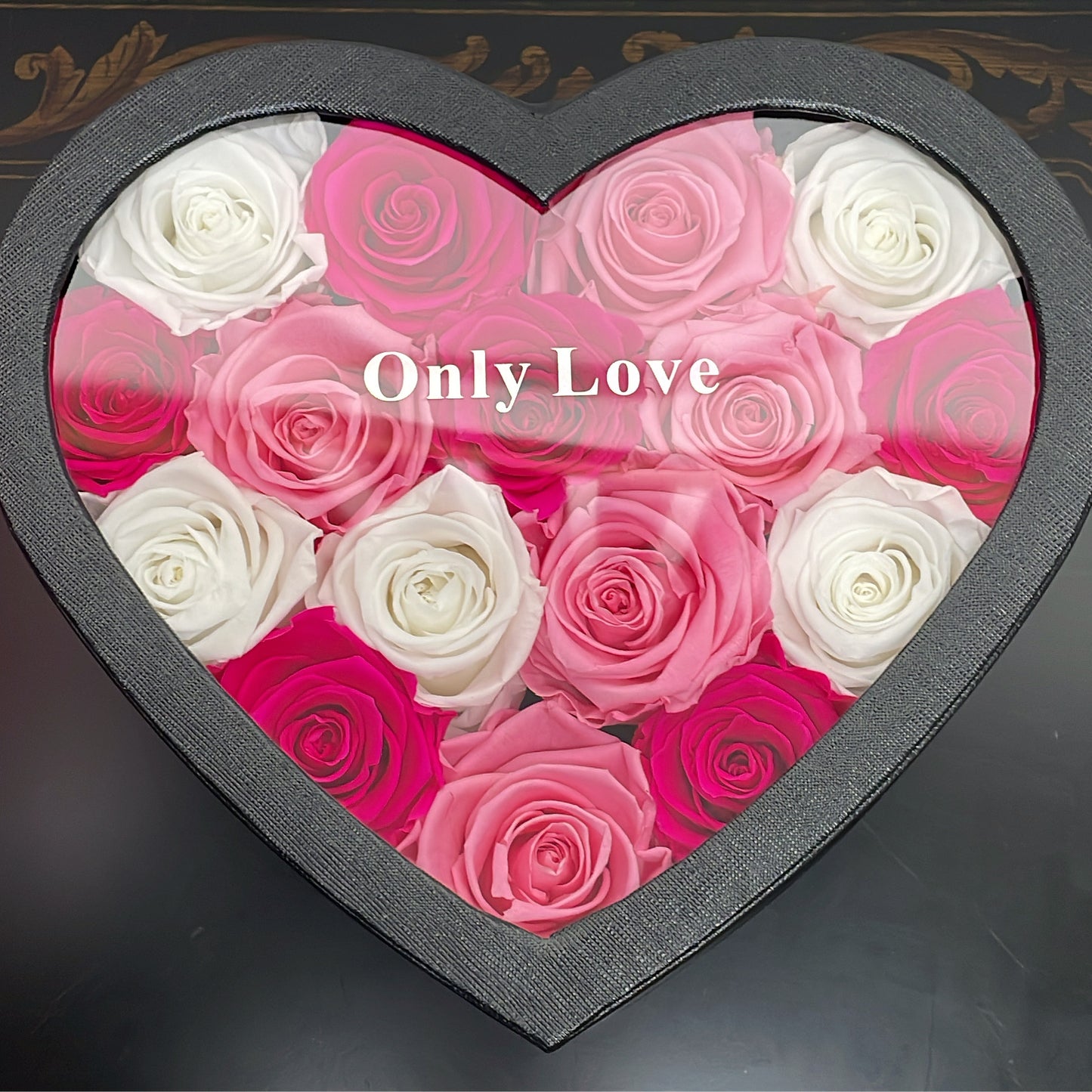 VALENTINE'S HEART BOX - PRESERVED ROSES WITH BALLOON