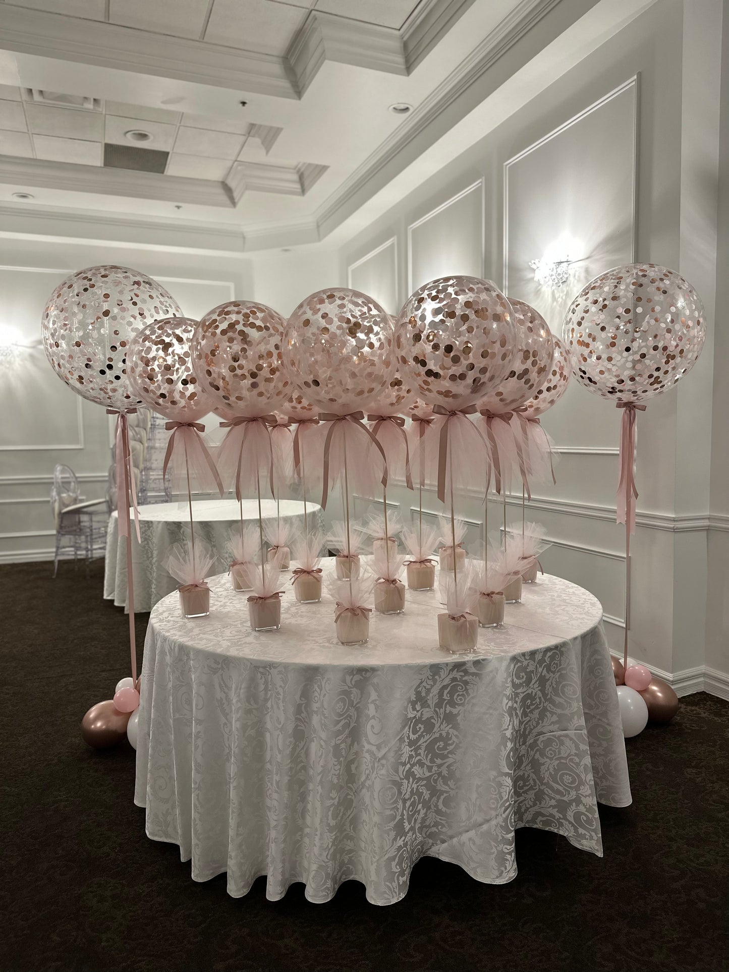 TULLE CENTERPIECE