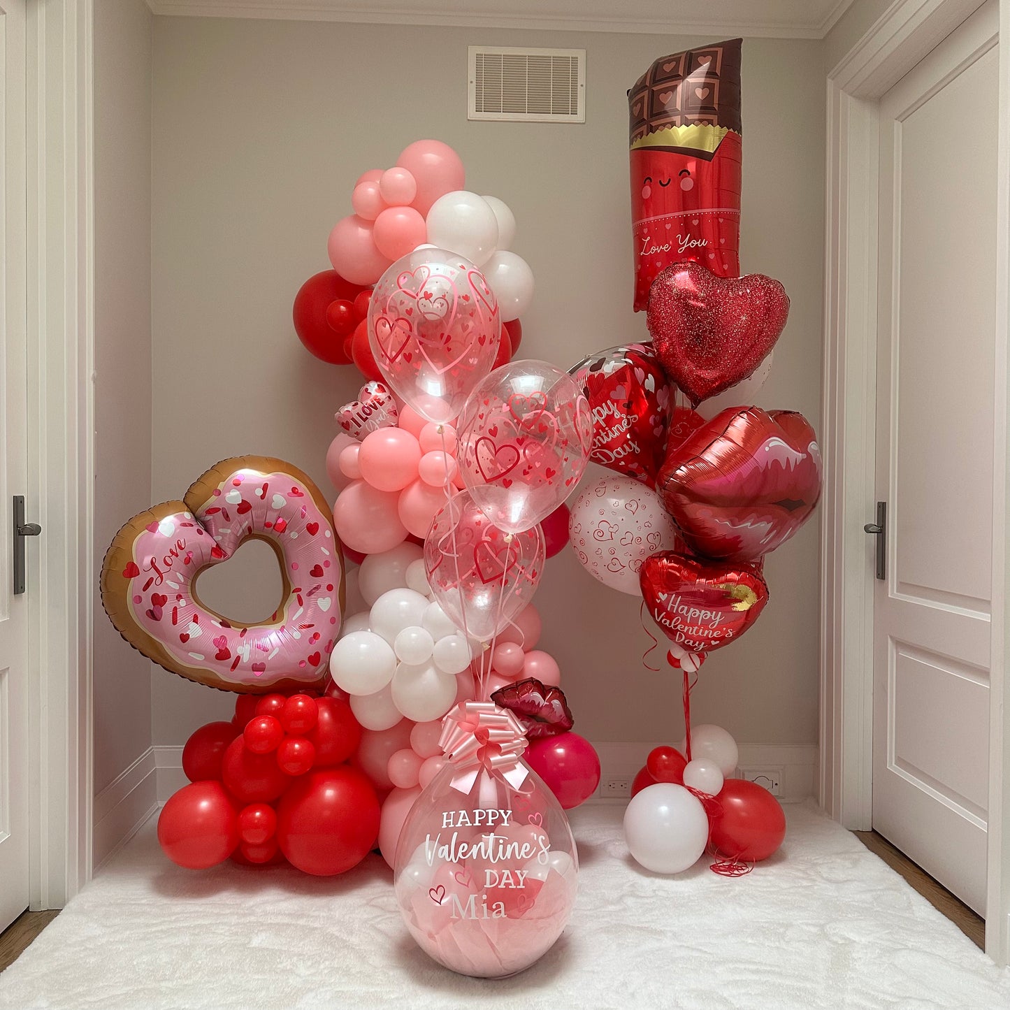 VALENTINE'S BALLOON BOUQUET - CHOCOLATE BAR