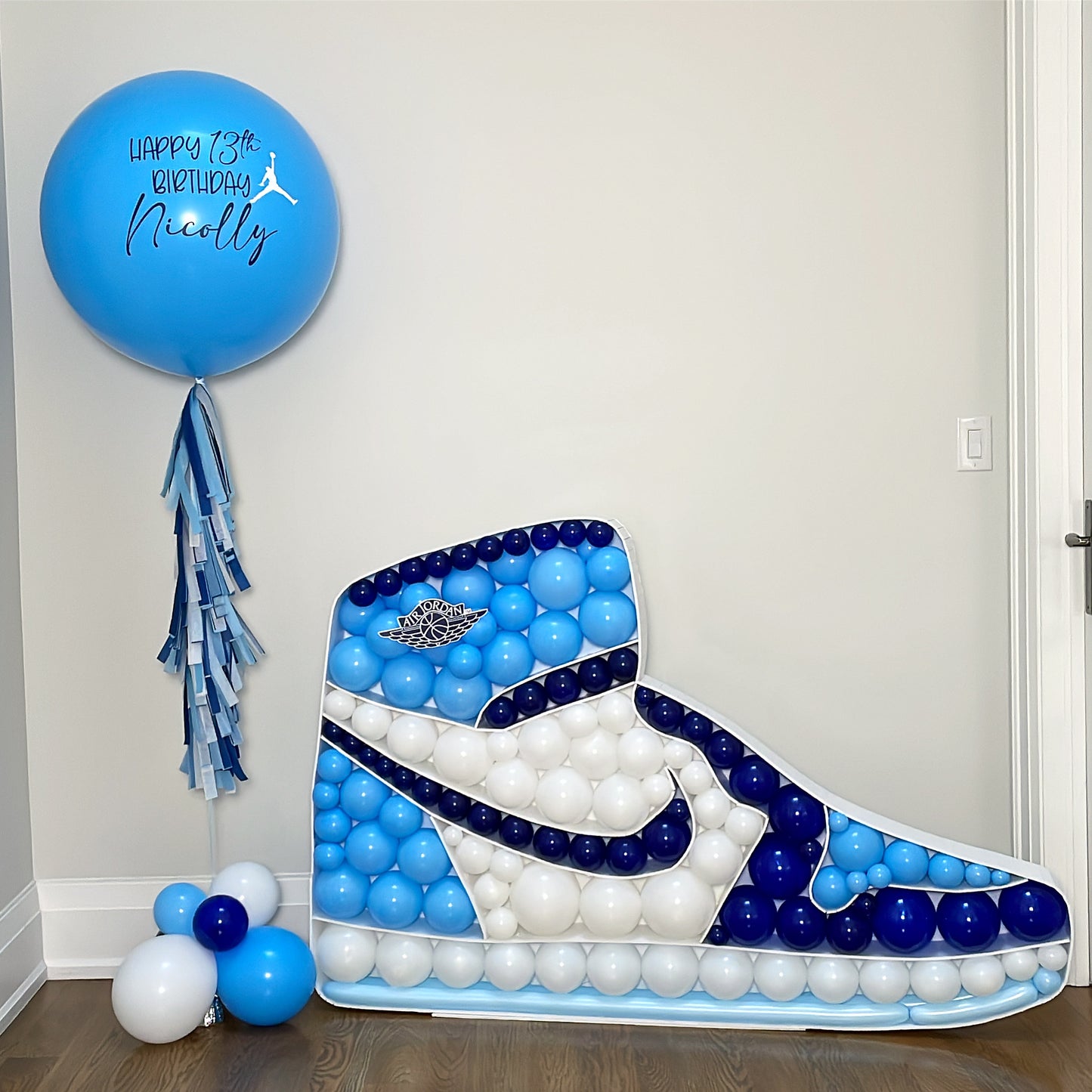 AIR JORDAN MOSAIC - RENTAL